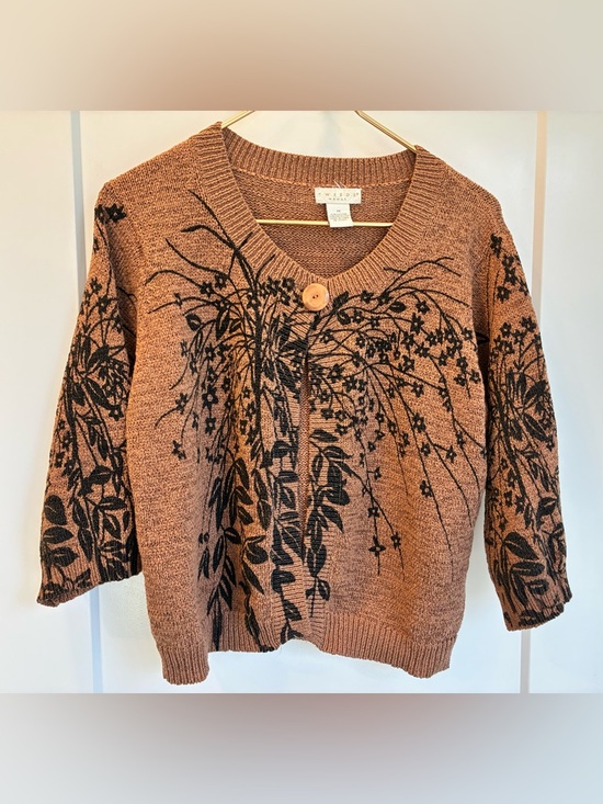 Tweeds Sweaters - Vintage Tweed  Floral Print Button-Front Women’s Sweater - Brown 1X